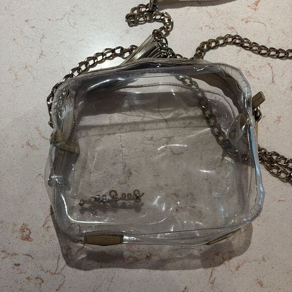 Lilly Pulitzer clear crossbody bag with tassel. 
Good used condition. - Picture 10 of 10